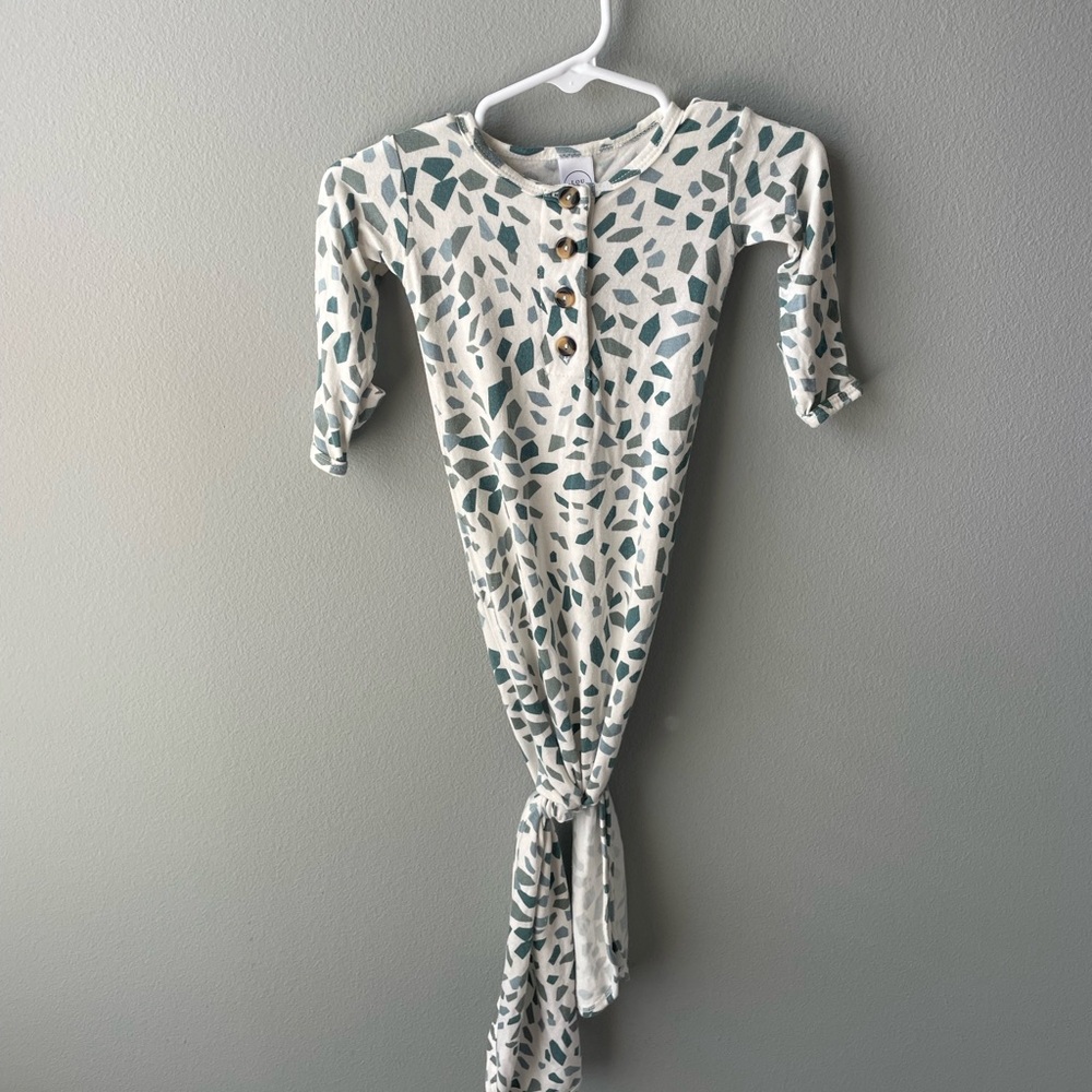 Lou Lou & Co Newborn Knotted Gown Gender Neutral with Mitten Cuffs